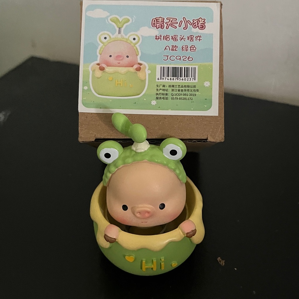 🔥 (4 for 15$) Wood Bobble Head Pig